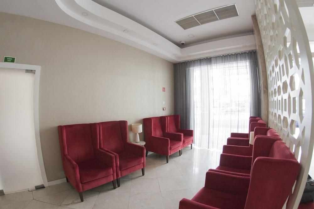 Masa Almirante Hotel 3*