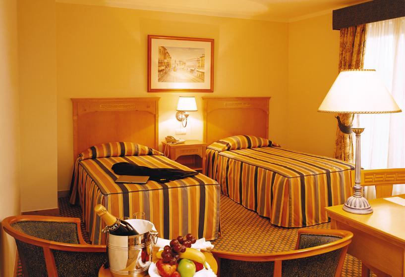 Hotel Masa Almirante 3*
