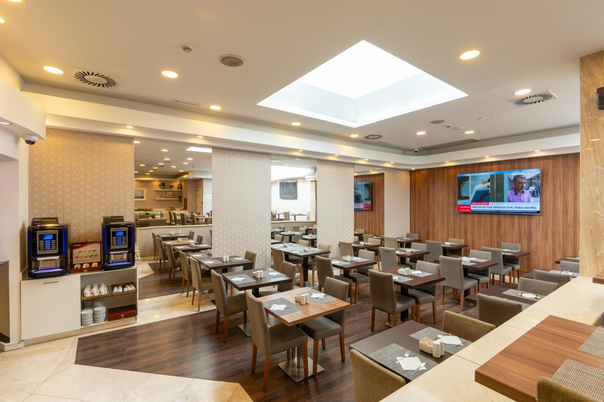 Masa Almirante Hotel 3*
