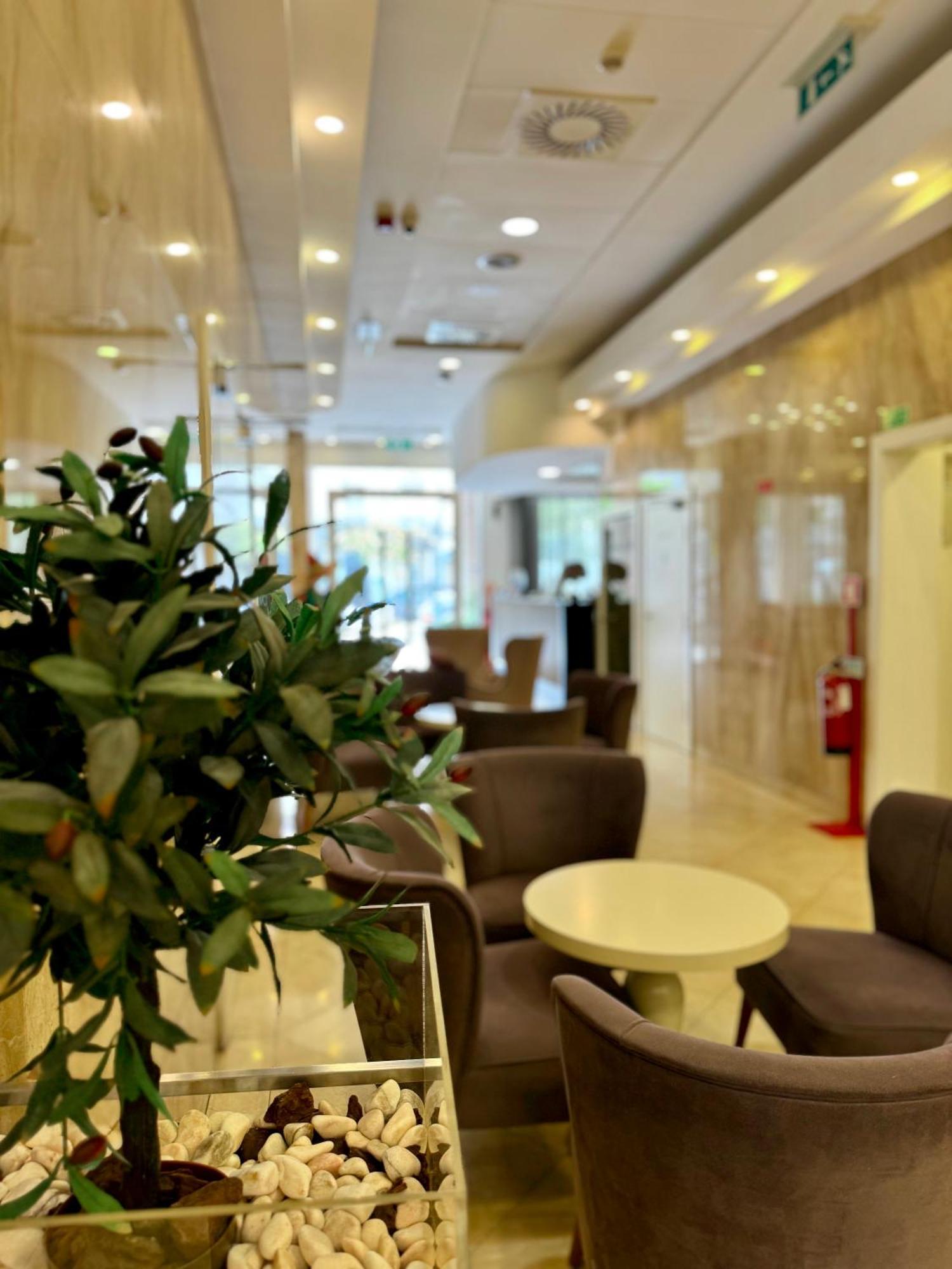 Hotel The Masa Almirante Stylish 3*